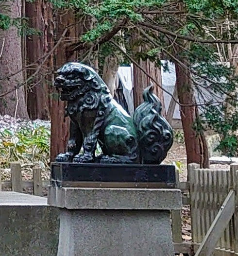 穂多木神社のブロンズの狛犬様